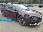 2018 Buick Regal Tourx Essence Burgundy vin: W04GV8SX5J1114008