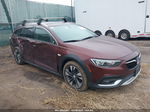 2018 Buick Regal Tourx Essence Burgundy vin: W04GV8SX6J1107567