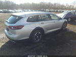 2018 Buick Regal Tourx Essence Серебряный vin: W04GV8SX9J1130812