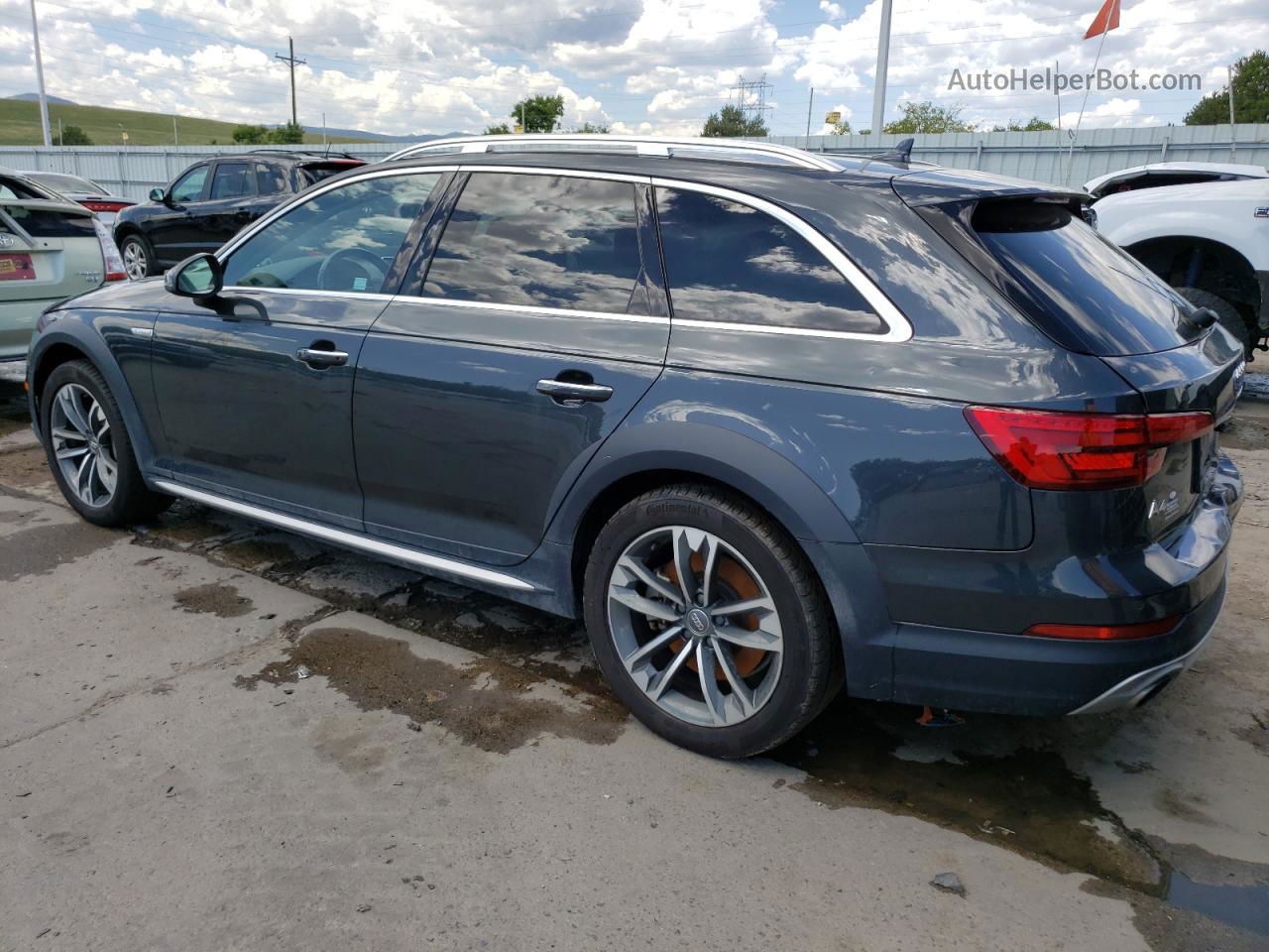 2017 Audi A4 Allroad Premium Plus Угольный vin: WA18NAF48HA165914