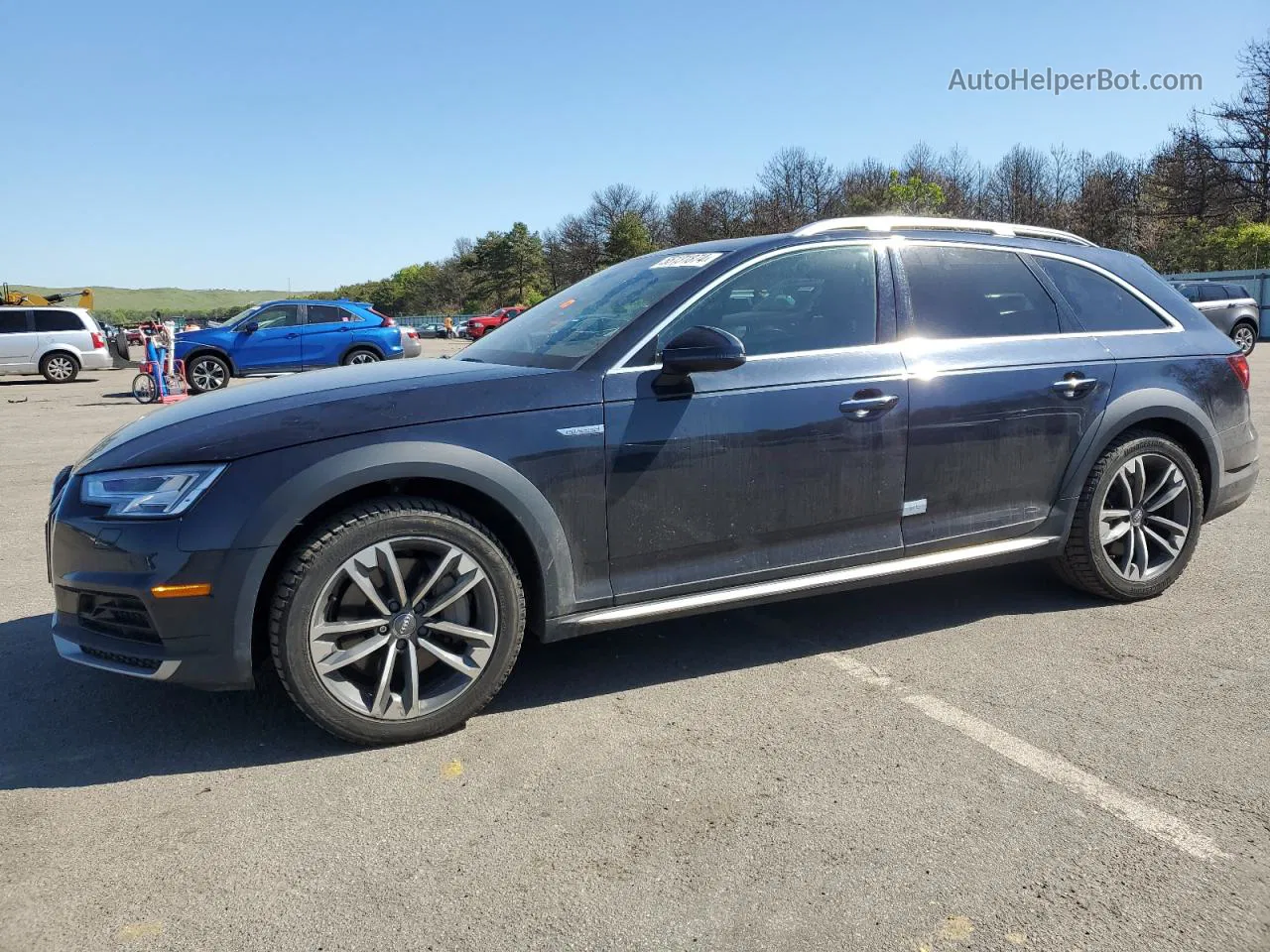 2018 Audi A4 Allroad Premium Plus Черный vin: WA18NAF49JA123631