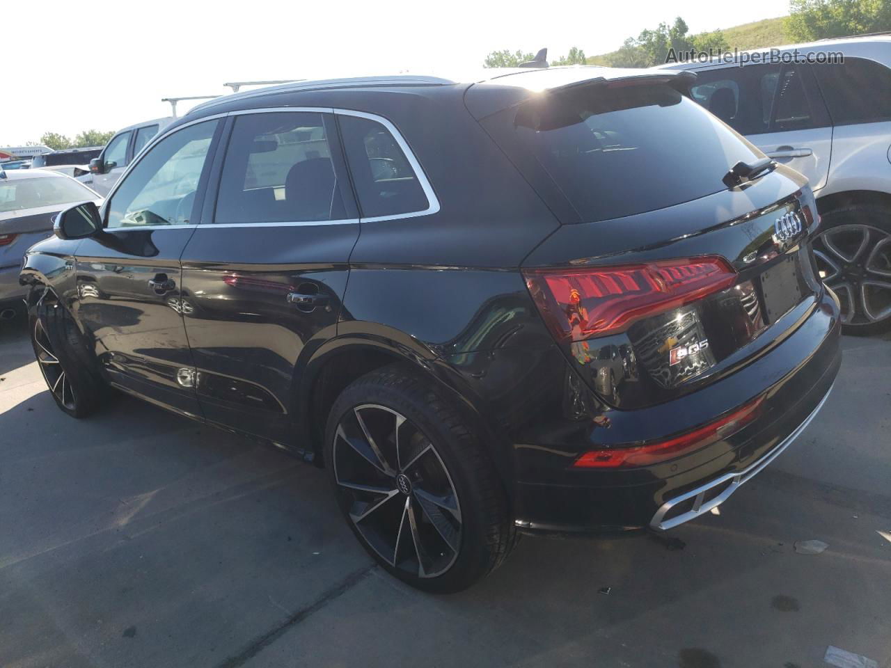 2018 Audi Sq5 Premium Plus Black vin: WA1A4AFY0J2007915