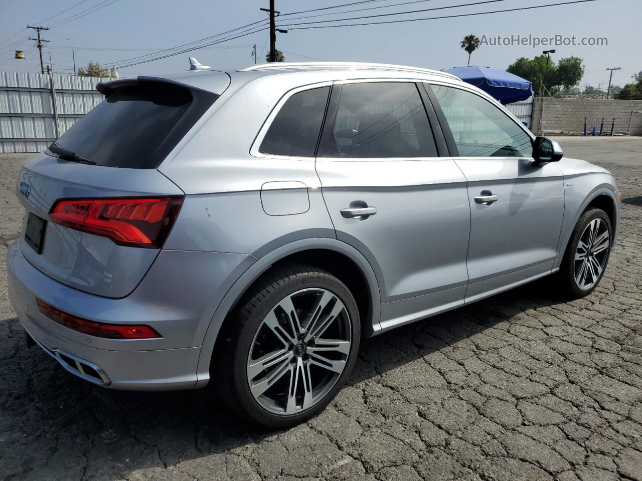 2018 Audi Sq5 Premium Plus Silver vin: WA1A4AFY0J2025024