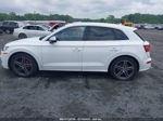 2018 Audi Sq5 Premium Plus White vin: WA1A4AFY0J2117265