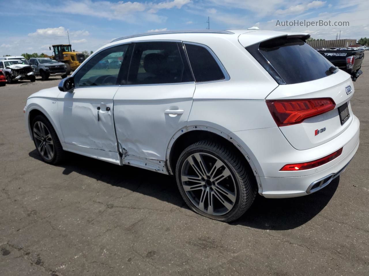 2018 Audi Sq5 Premium Plus White vin: WA1A4AFY6J2009863