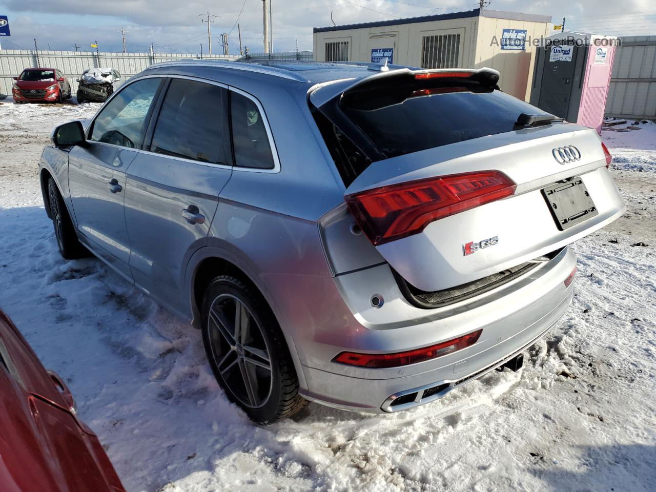 2018 Audi Sq5 Premium Plus Серебряный vin: WA1A4AFY6J2137746