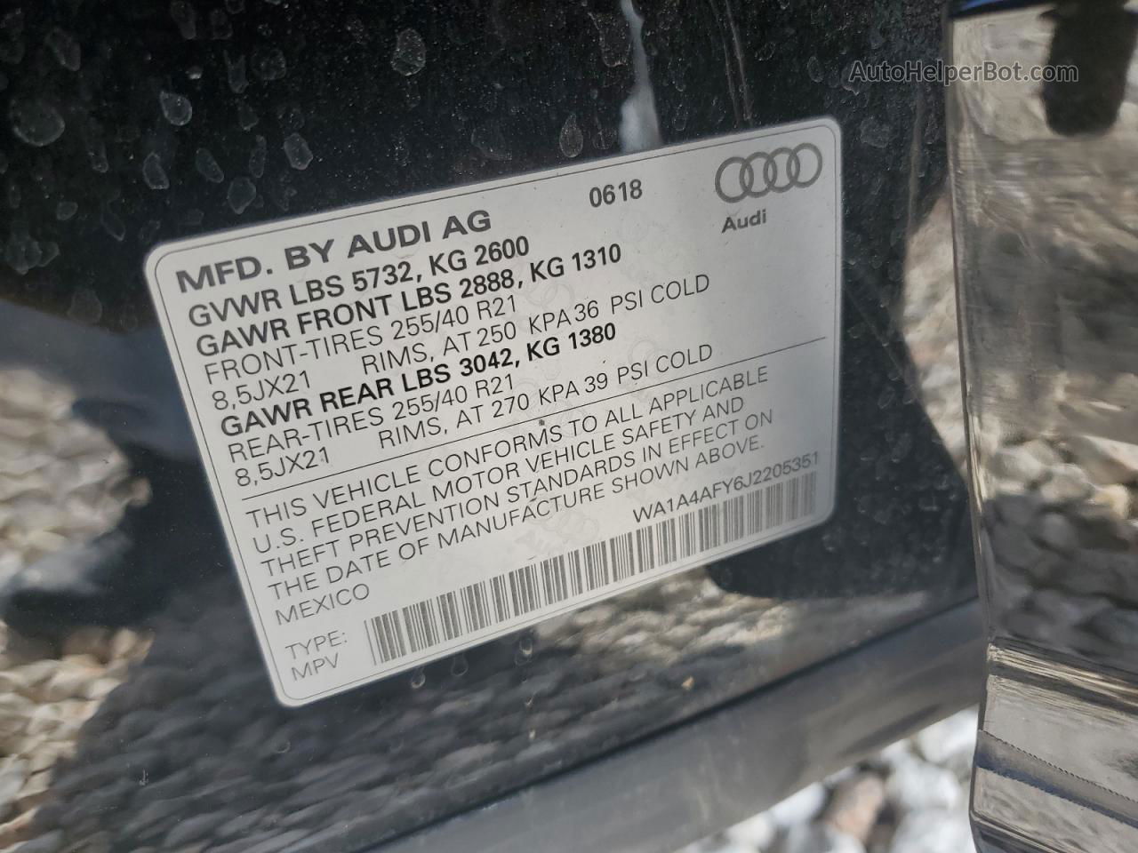 2018 Audi Sq5 Premium Plus Черный vin: WA1A4AFY6J2205351