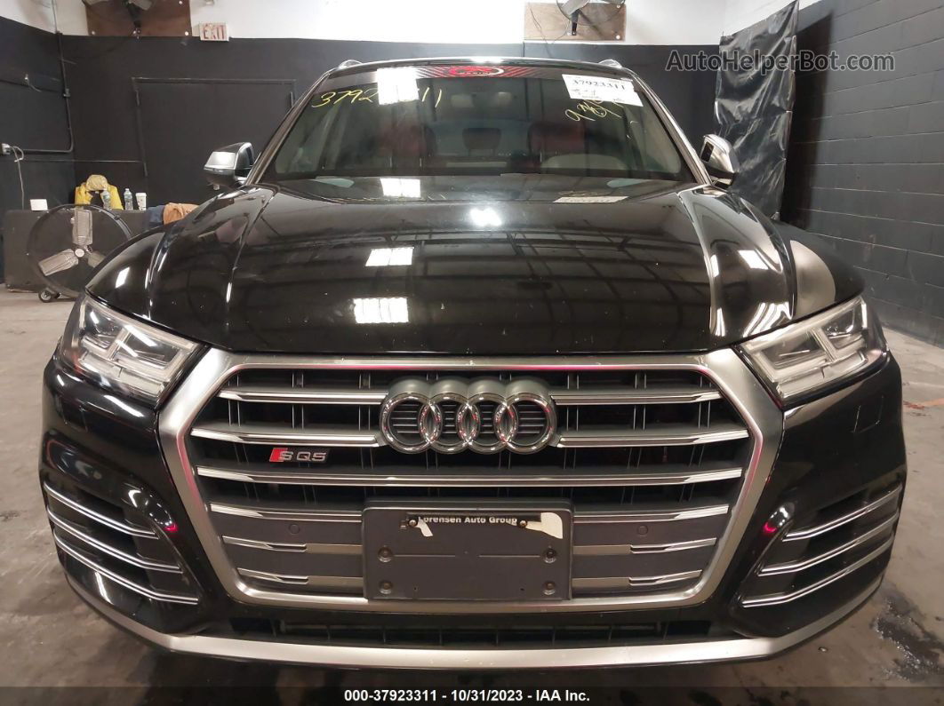 2018 Audi Sq5 Premium Plus Черный vin: WA1A4AFY7J2214608