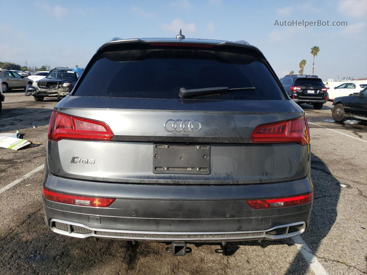 2018 Audi Sq5 Premium Plus Gray vin: WA1A4AFY8J2120897