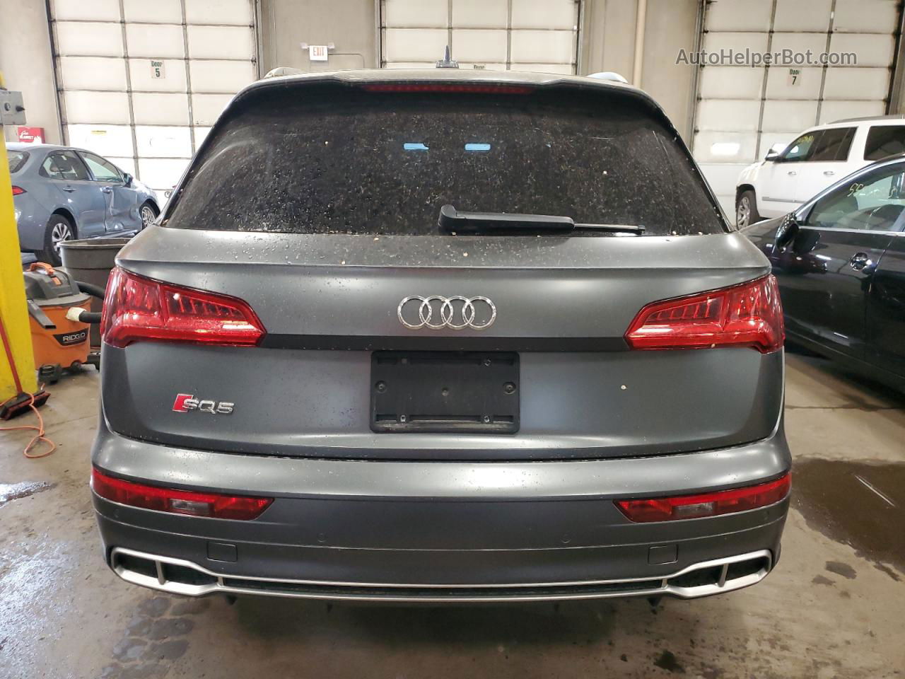 2018 Audi Sq5 Premium Plus Silver vin: WA1A4AFY8J2156752