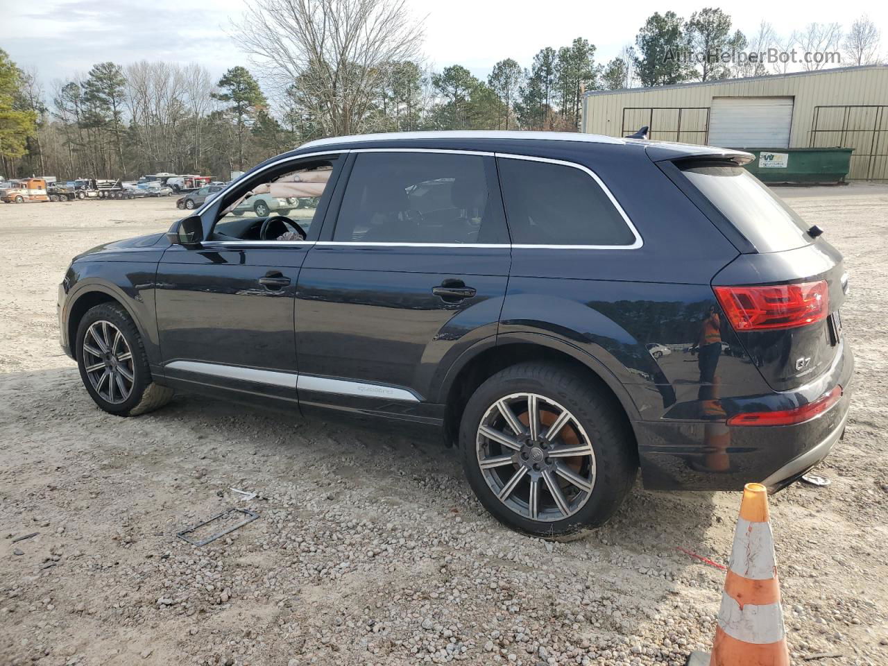 2017 Audi Q7 Premium Black vin: WA1AAAF74HD020357