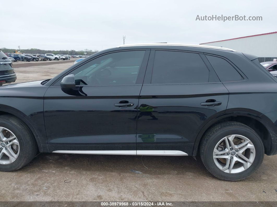 2018 Audi Q5 2.0t Premium/2.0t Tech Premium Черный vin: WA1ANAFY1J2014871