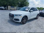 2018 Audi Q5 2.0t Premium/2.0t Tech Premium White vin: WA1ANAFY1J2018614