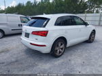 2018 Audi Q5 2.0t Premium/2.0t Tech Premium White vin: WA1ANAFY1J2018614