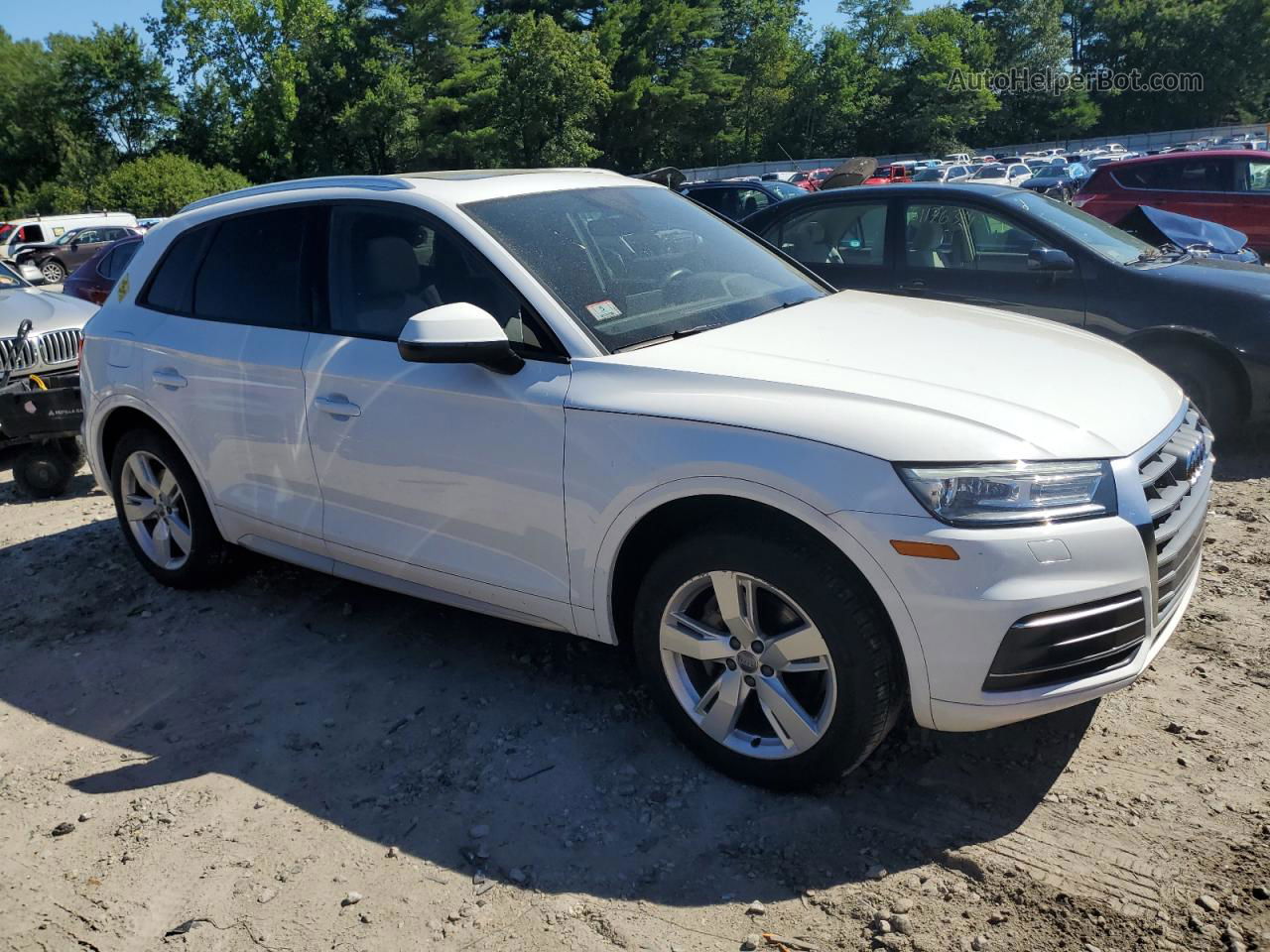 2018 Audi Q5 Premium White vin: WA1ANAFY2J2052142