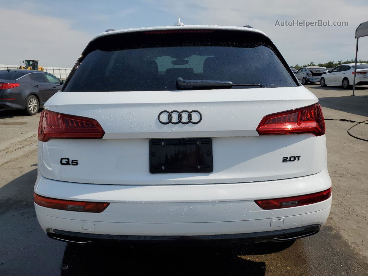 2018 Audi Q5 Premium White vin: WA1ANAFY2J2170059