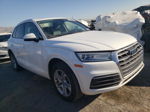 2018 Audi Q5 Premium White vin: WA1ANAFY3J2005847