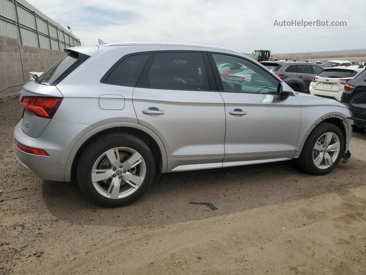 2018 Audi Q5 Premium Silver vin: WA1ANAFY3J2197805