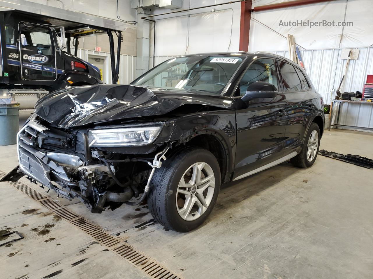 2018 Audi Q5 Premium Black vin: WA1ANAFY4J2016002