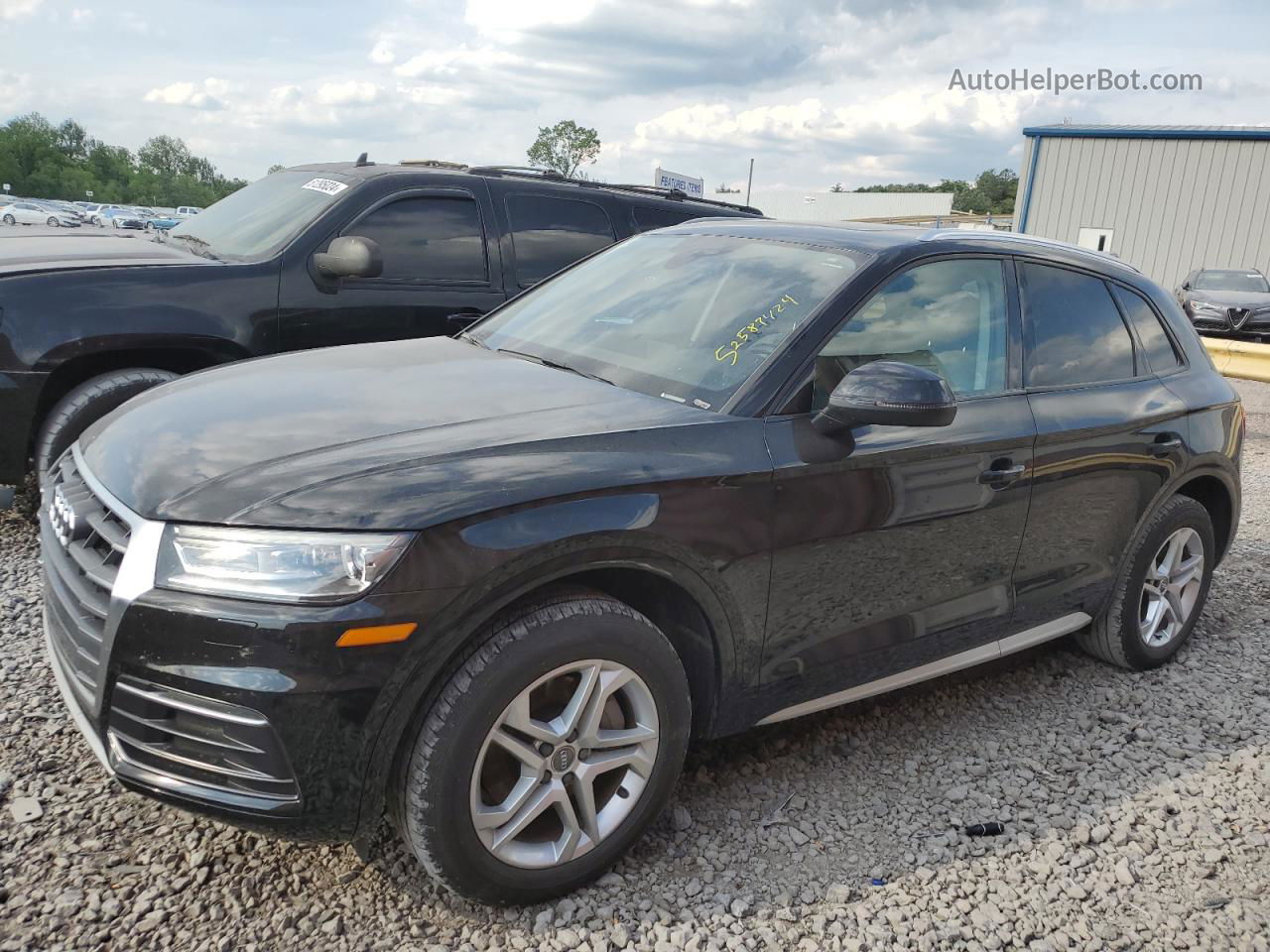 2018 Audi Q5 Premium Black vin: WA1ANAFY4J2021135