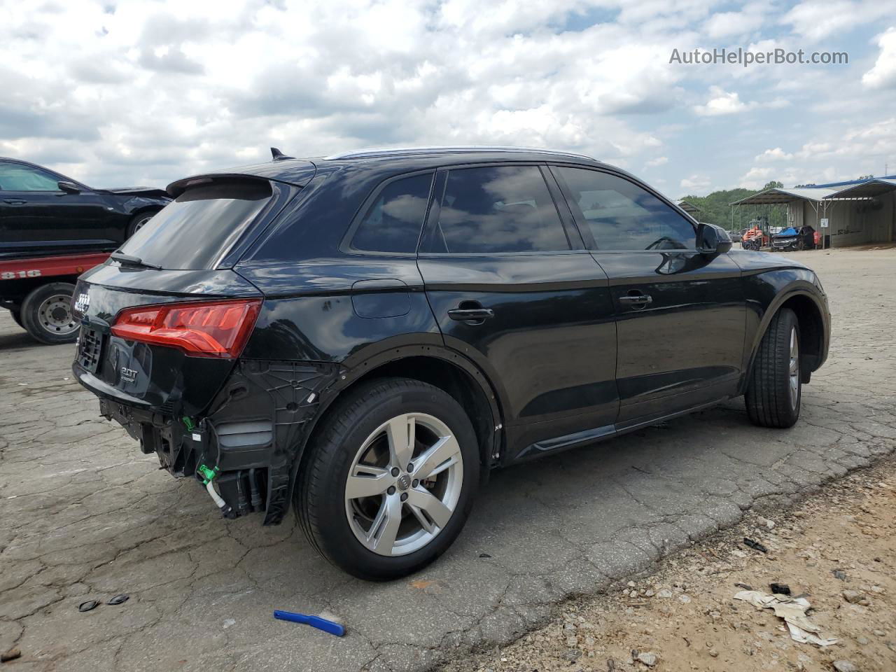 2018 Audi Q5 Premium Black vin: WA1ANAFY4J2102197