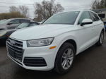 2018 Audi Q5 Premium Белый vin: WA1ANAFY4J2175229