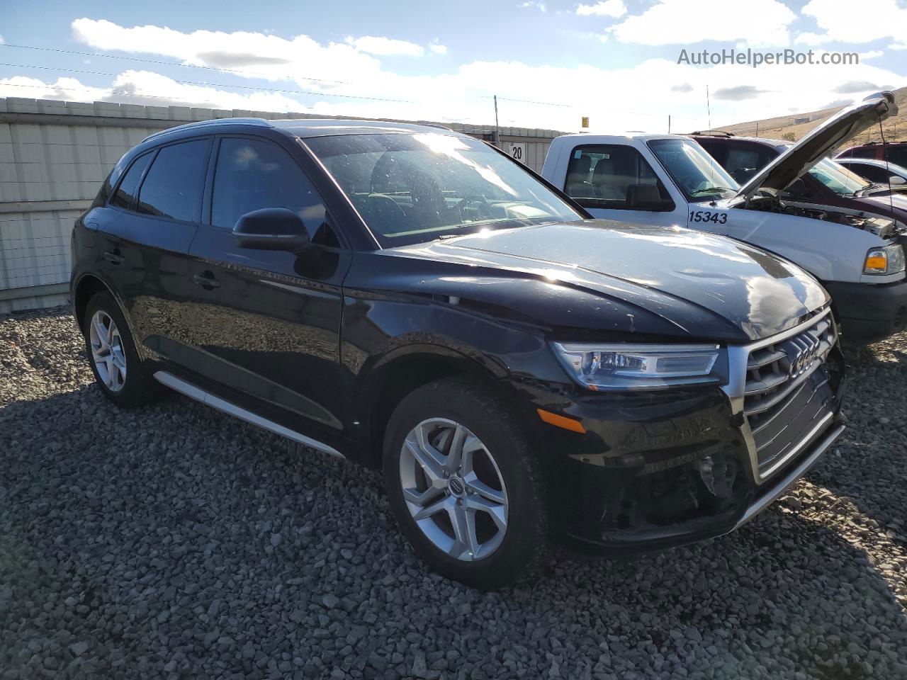 2018 Audi Q5 Premium Черный vin: WA1ANAFY5J2084356