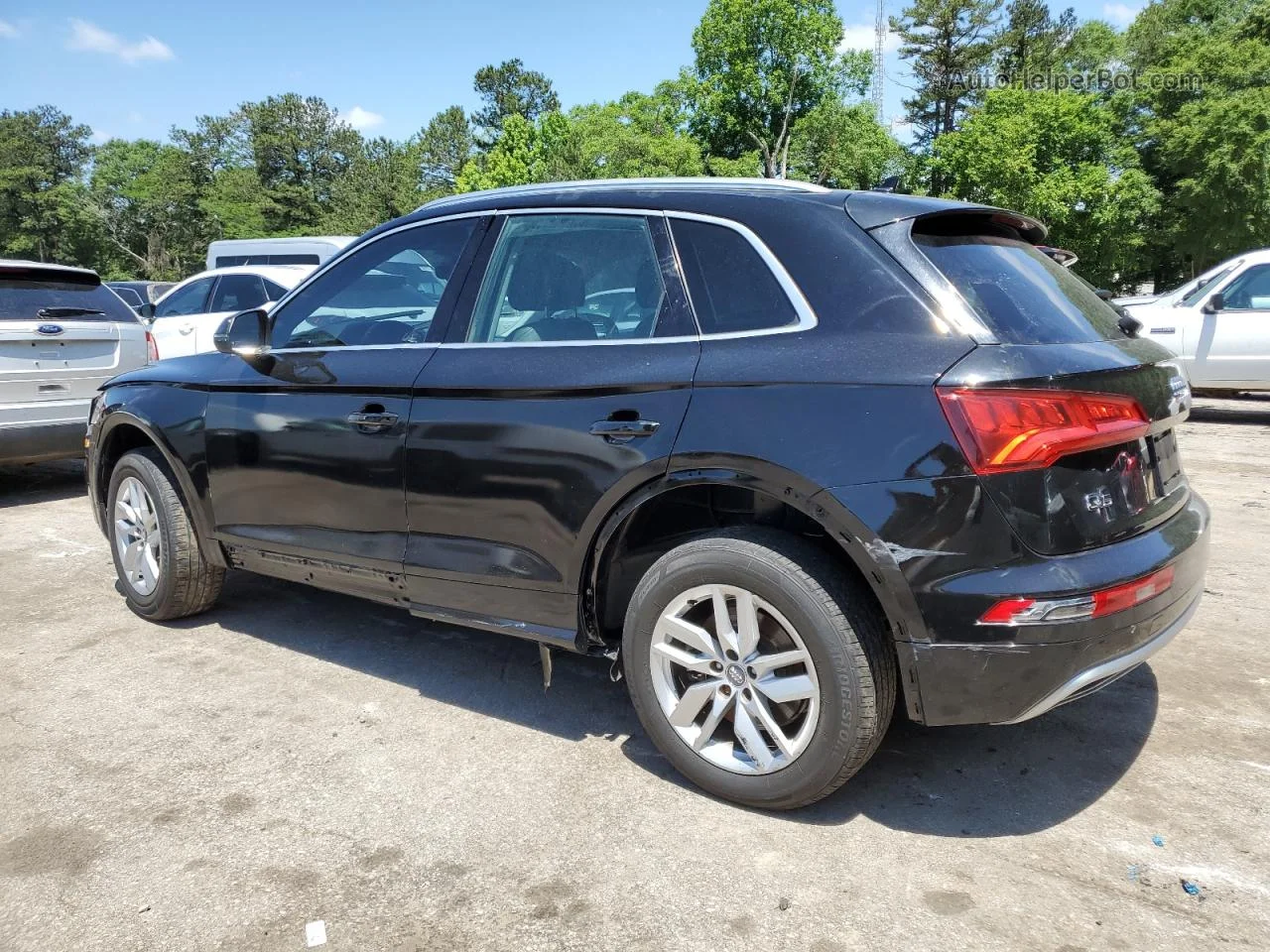 2018 Audi Q5 Premium Черный vin: WA1ANAFY6J2005387