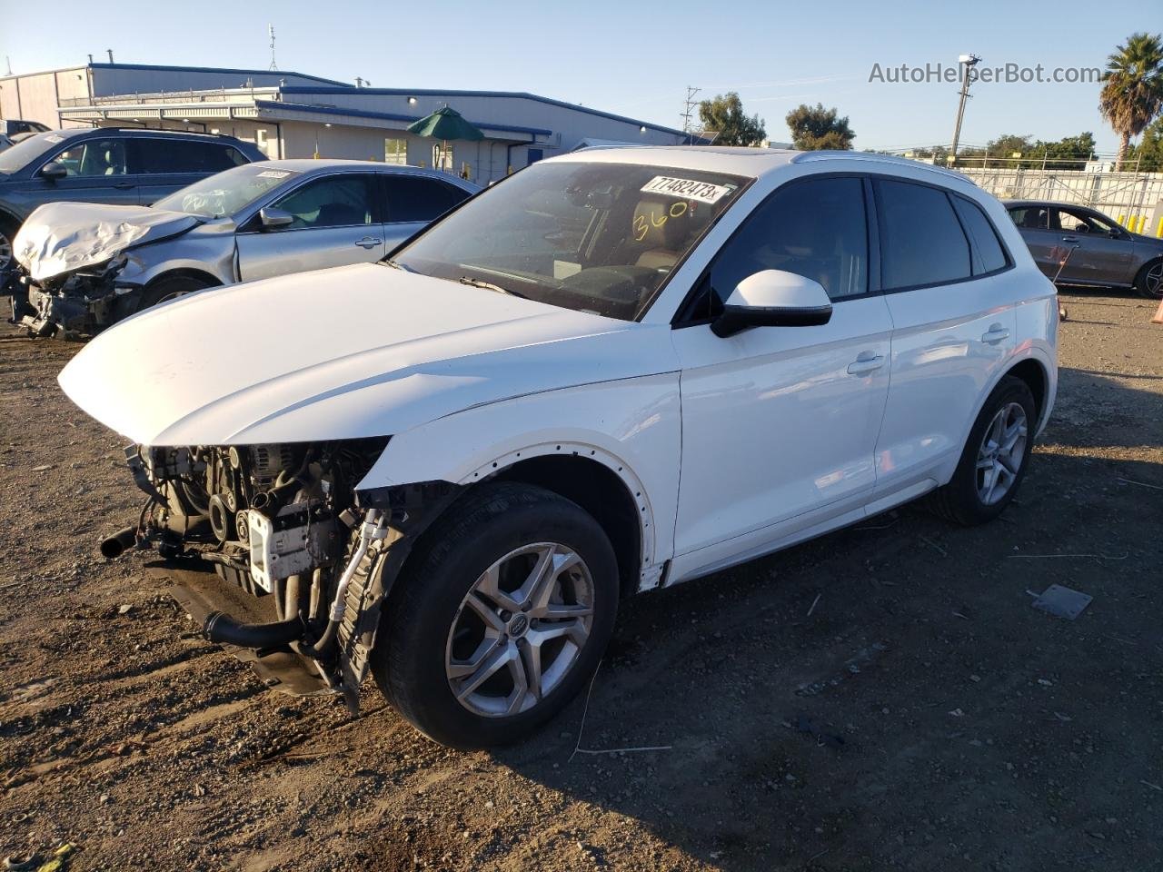 2018 Audi Q5 Premium White vin: WA1ANAFY6J2091283