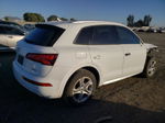 2018 Audi Q5 Premium White vin: WA1ANAFY6J2091283