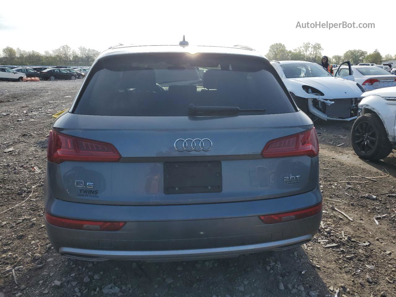 2018 Audi Q5 Premium Gray vin: WA1ANAFY7J2016608