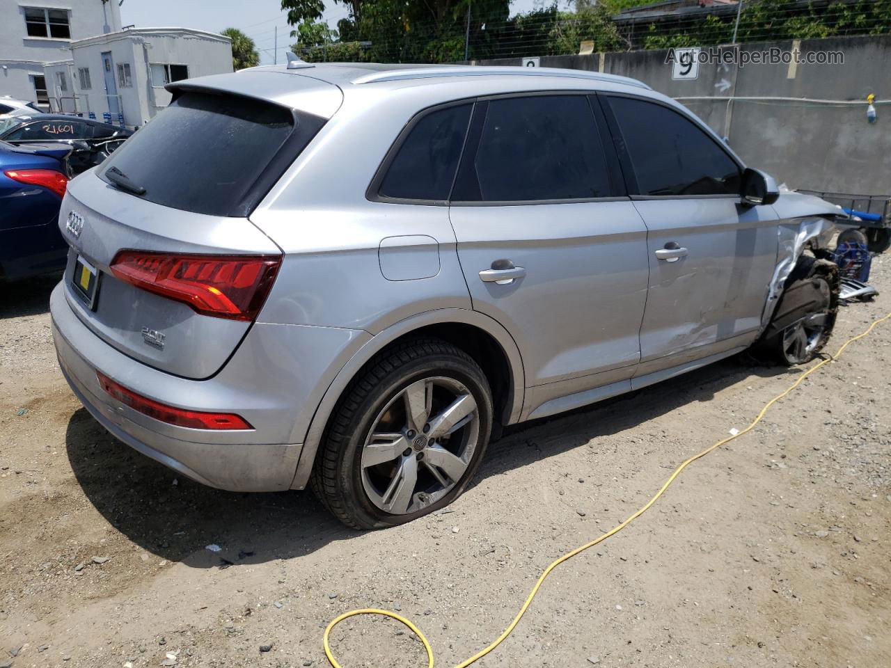 2018 Audi Q5 Premium Silver vin: WA1ANAFY7J2129443