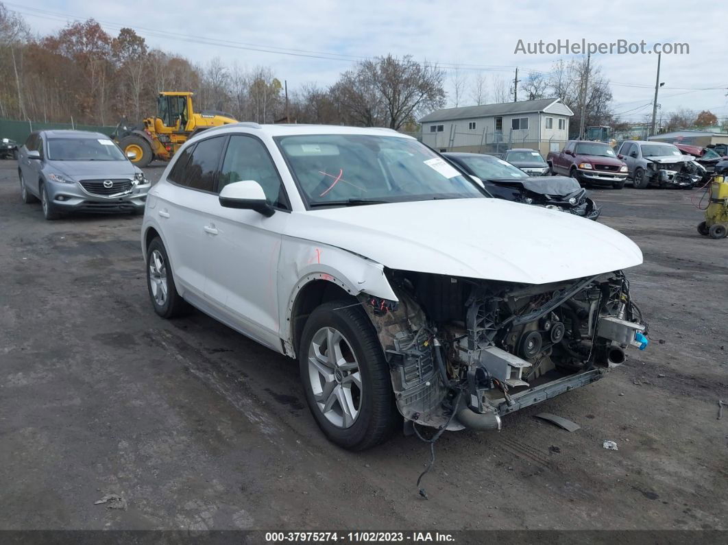 2018 Audi Q5 2.0t Tech Premium/2.0t Premium White vin: WA1ANAFY8J2037824