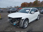 2018 Audi Q5 2.0t Tech Premium/2.0t Premium White vin: WA1ANAFY8J2037824