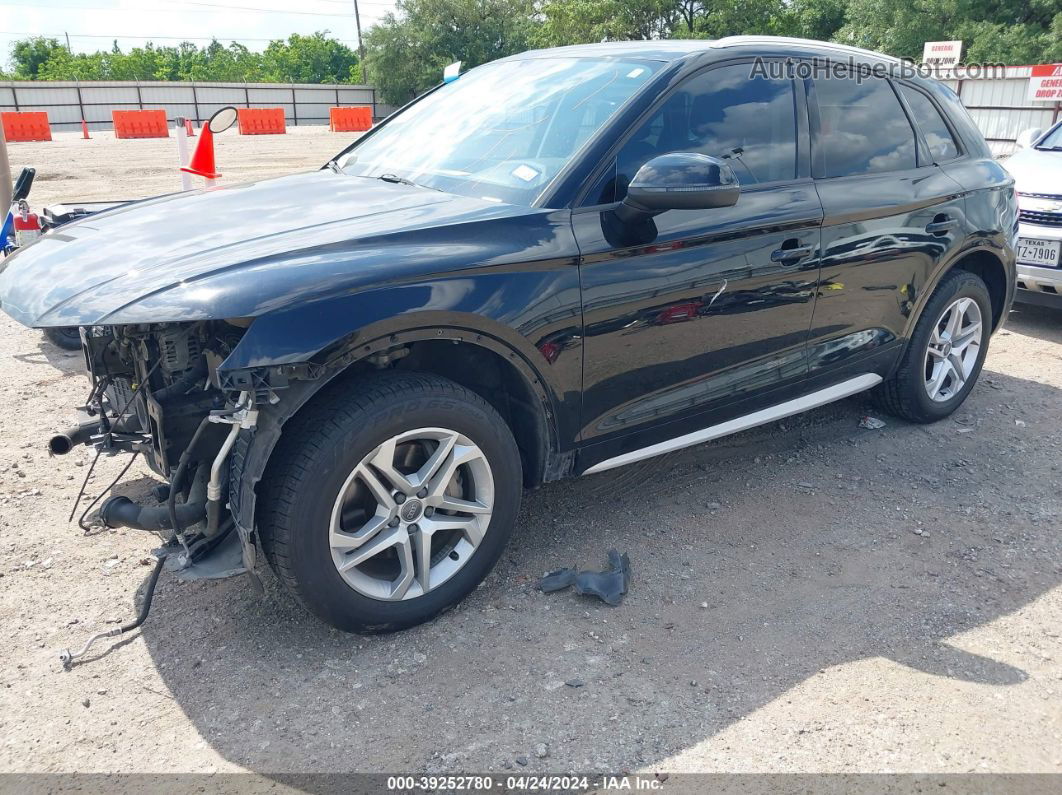 2018 Audi Q5 2.0t Premium/2.0t Tech Premium Черный vin: WA1ANAFY8J2073125