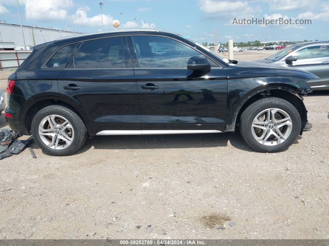 2018 Audi Q5 2.0t Premium/2.0t Tech Premium Черный vin: WA1ANAFY8J2073125