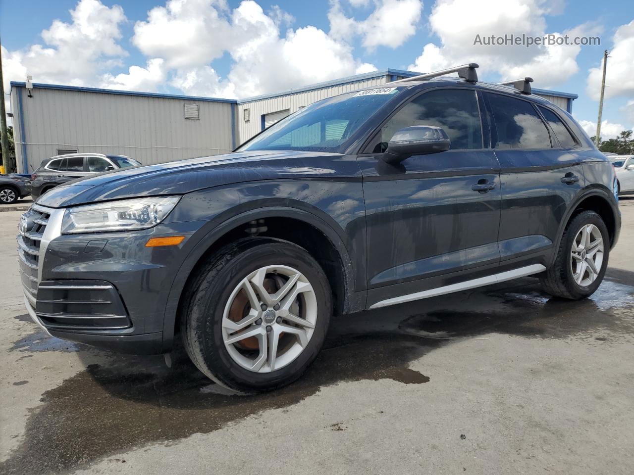 2018 Audi Q5 Premium Gray vin: WA1ANAFY8J2204666