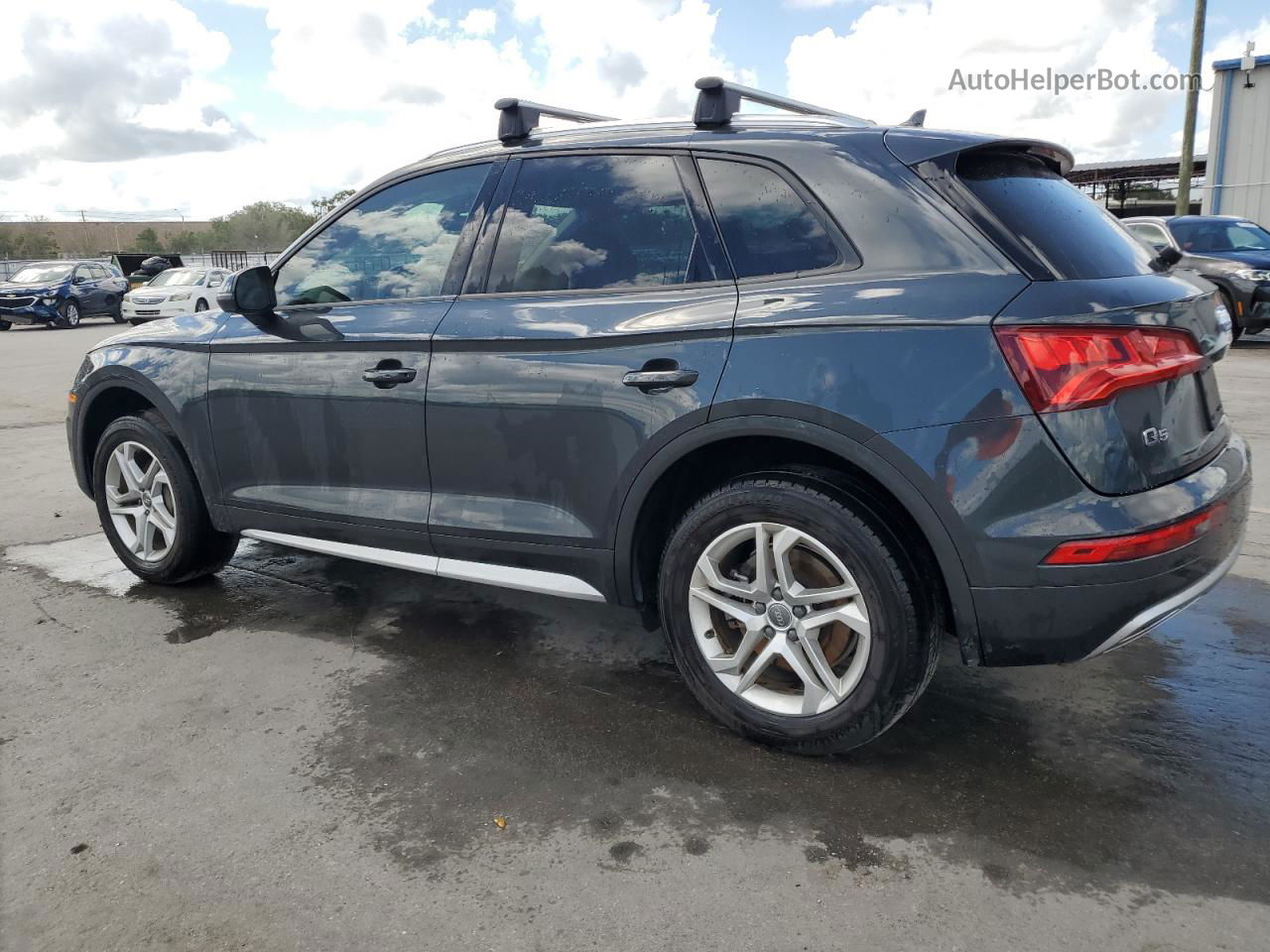 2018 Audi Q5 Premium Gray vin: WA1ANAFY8J2204666