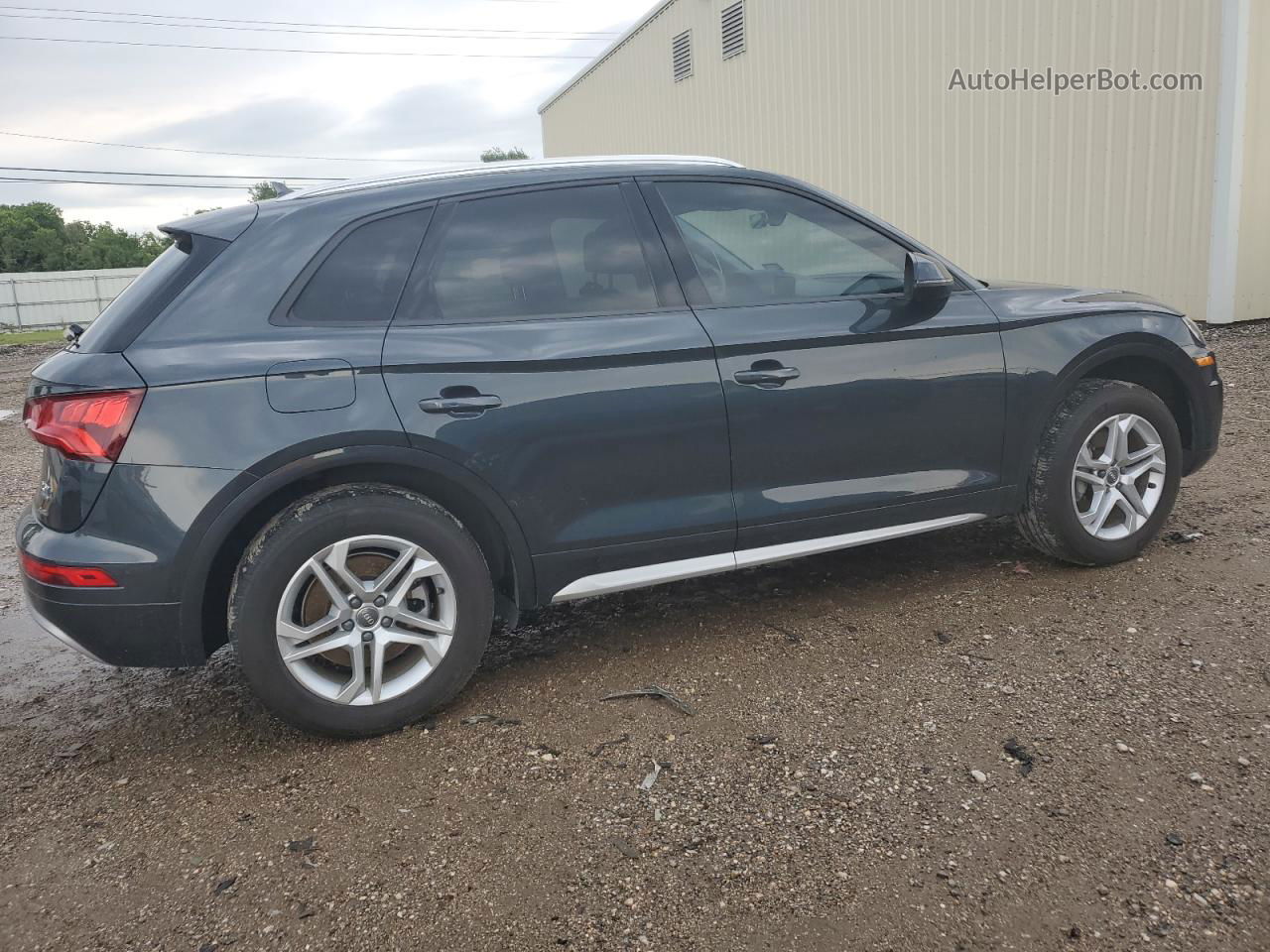 2018 Audi Q5 Premium Charcoal vin: WA1ANAFY9J2014424