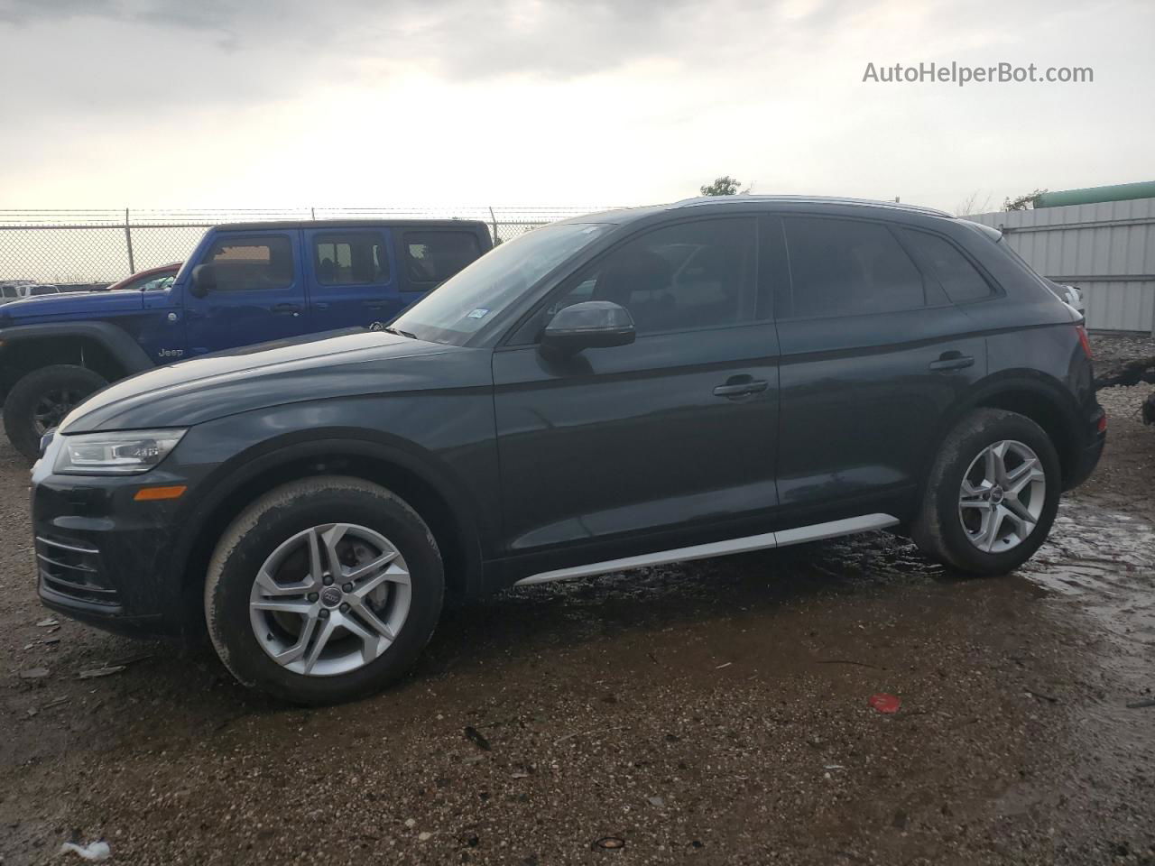 2018 Audi Q5 Premium Charcoal vin: WA1ANAFY9J2014424