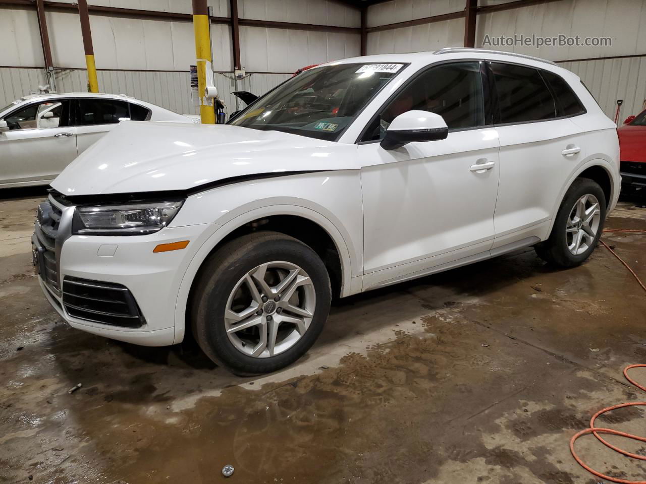 2018 Audi Q5 Premium White vin: WA1ANAFY9J2072114