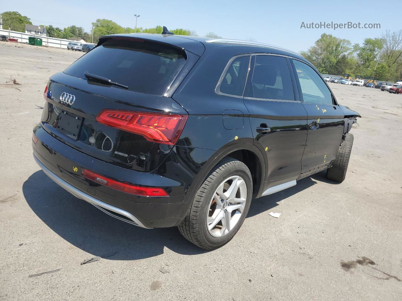 2018 Audi Q5 Premium Черный vin: WA1ANAFY9J2139648