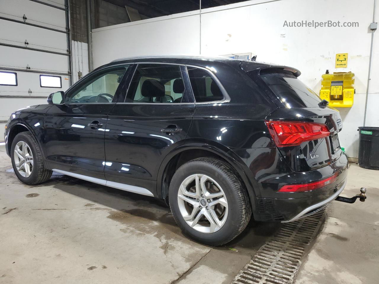 2018 Audi Q5 Premium Black vin: WA1ANAFYXJ2062093