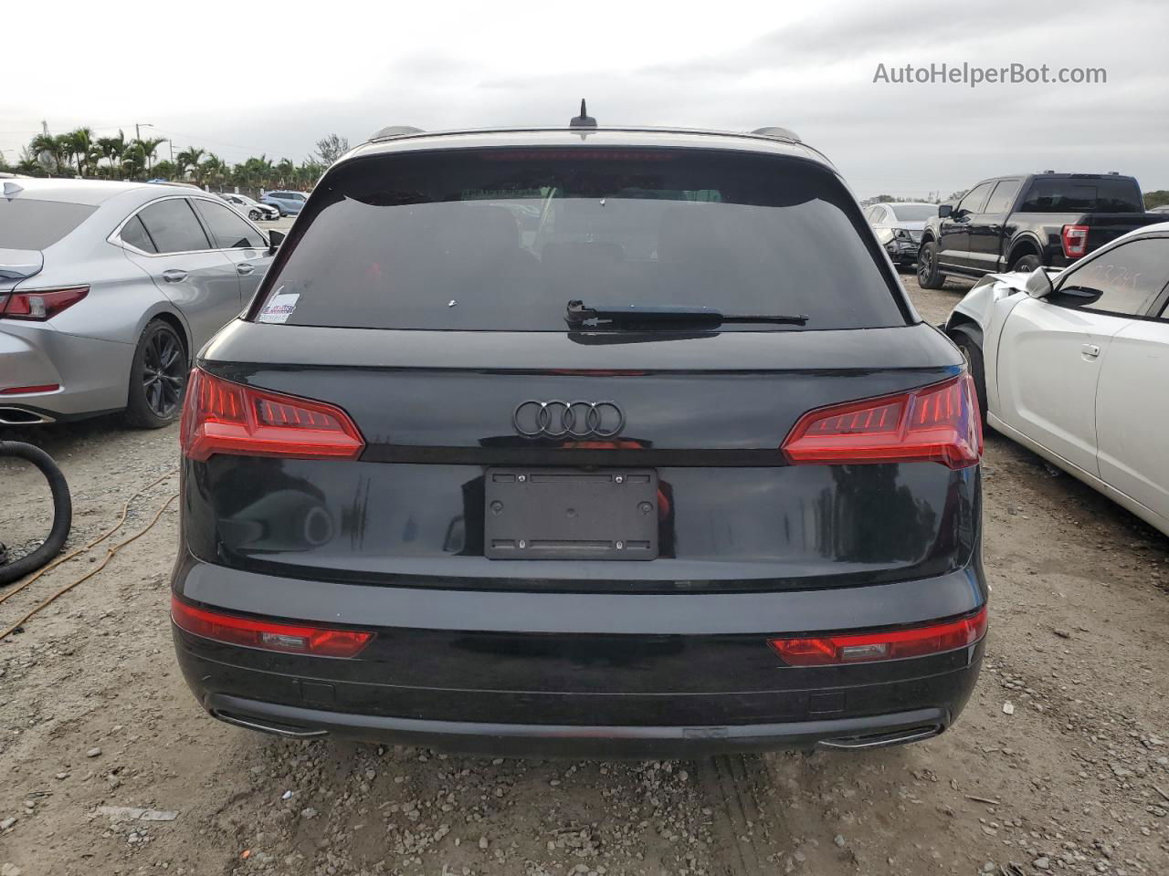 2018 Audi Q5 Premium Black vin: WA1ANAFYXJ2129842