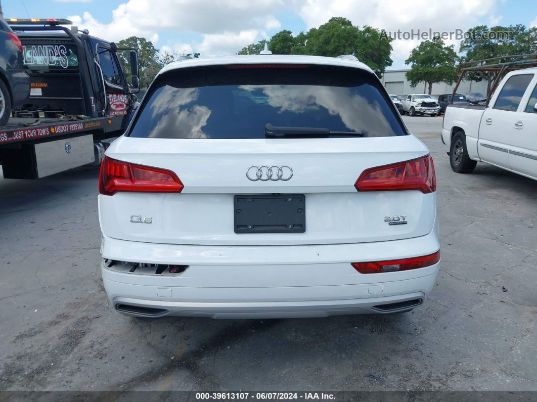 2018 Audi Q5 2.0t Premium/2.0t Tech Premium White vin: WA1ANAFYXJ2232971