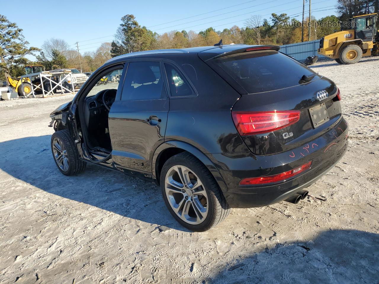 2018 Audi Q3 Premium Black vin: WA1BCCFS2JR022891