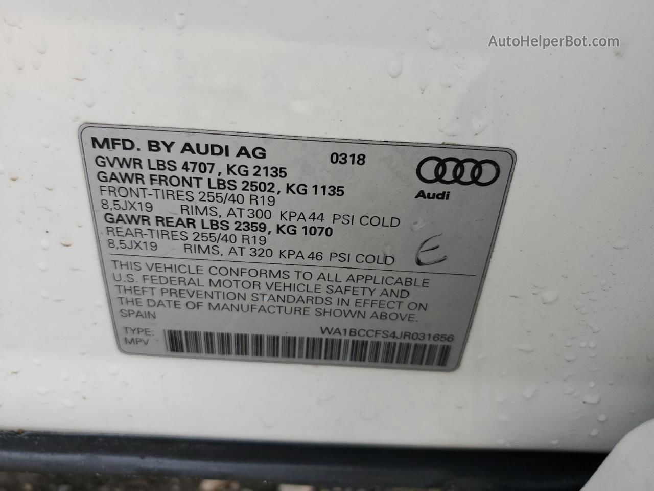 2018 Audi Q3 Premium Белый vin: WA1BCCFS4JR031656
