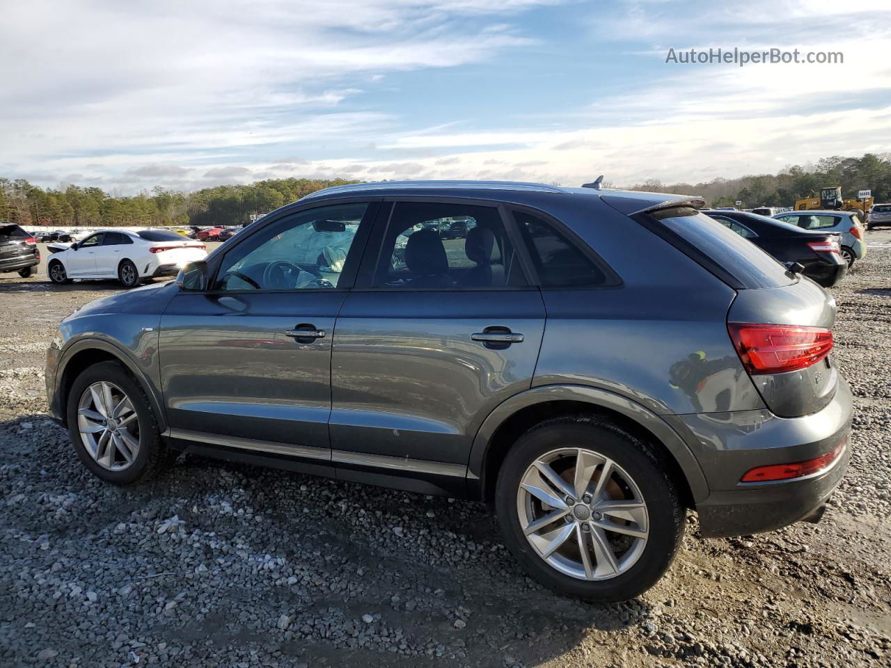 2018 Audi Q3 Premium Серый vin: WA1BCCFS5JR011268