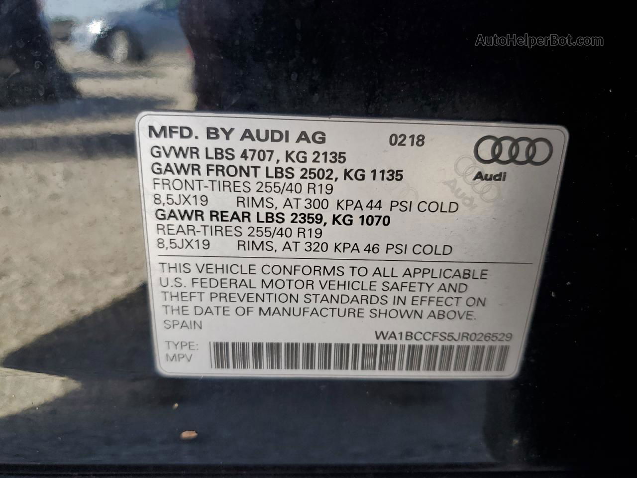 2018 Audi Q3 Premium Черный vin: WA1BCCFS5JR026529