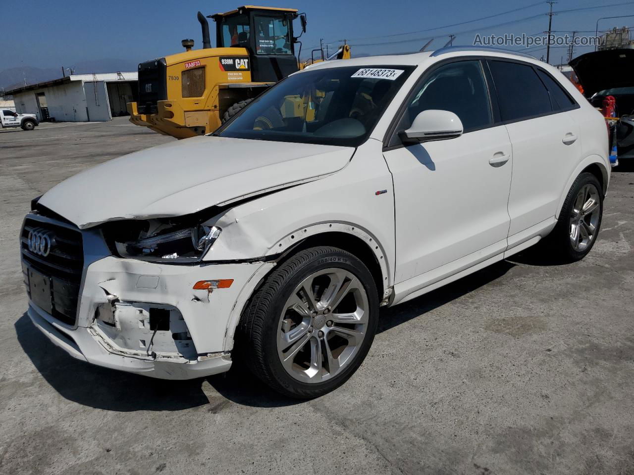 2018 Audi Q3 Premium White vin: WA1BCCFS6JR027804